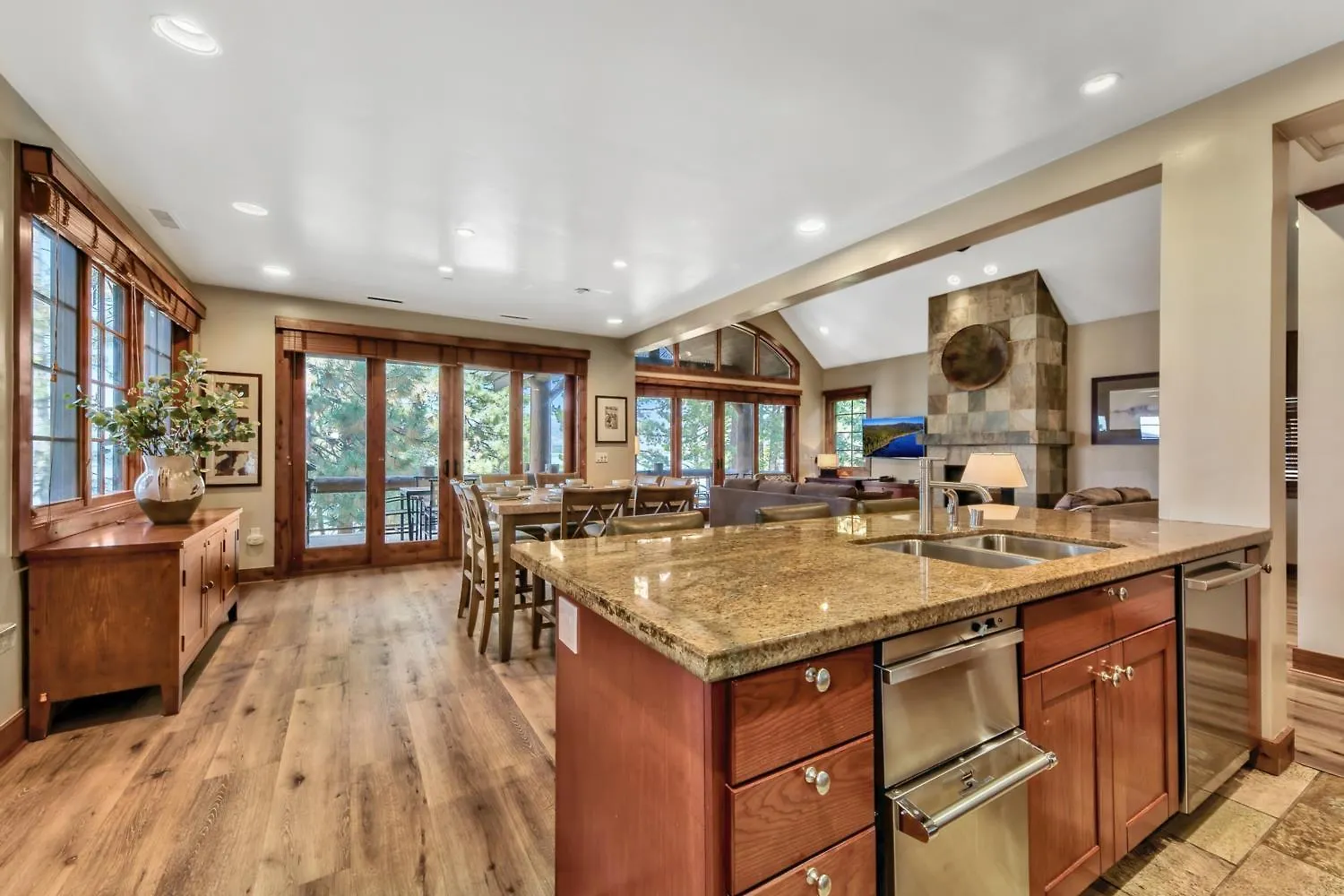Appartamento Sierra Shores Four - Lakefront Vistas South Lake Tahoe